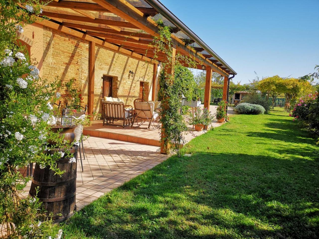 River Melody Bettona Exterior photo